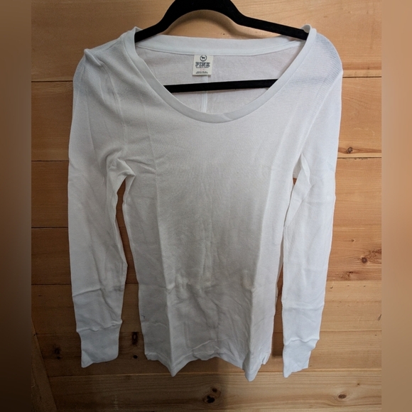 PINK Victoria's Secret Tops - PINK Victoria's Secret Classic White Long Sleeve Tee..New